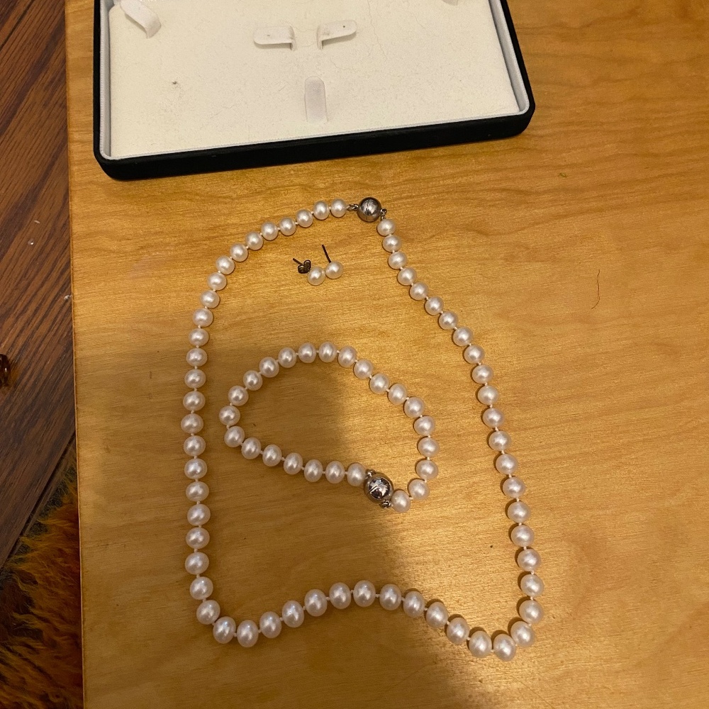 Pearl jewelry set